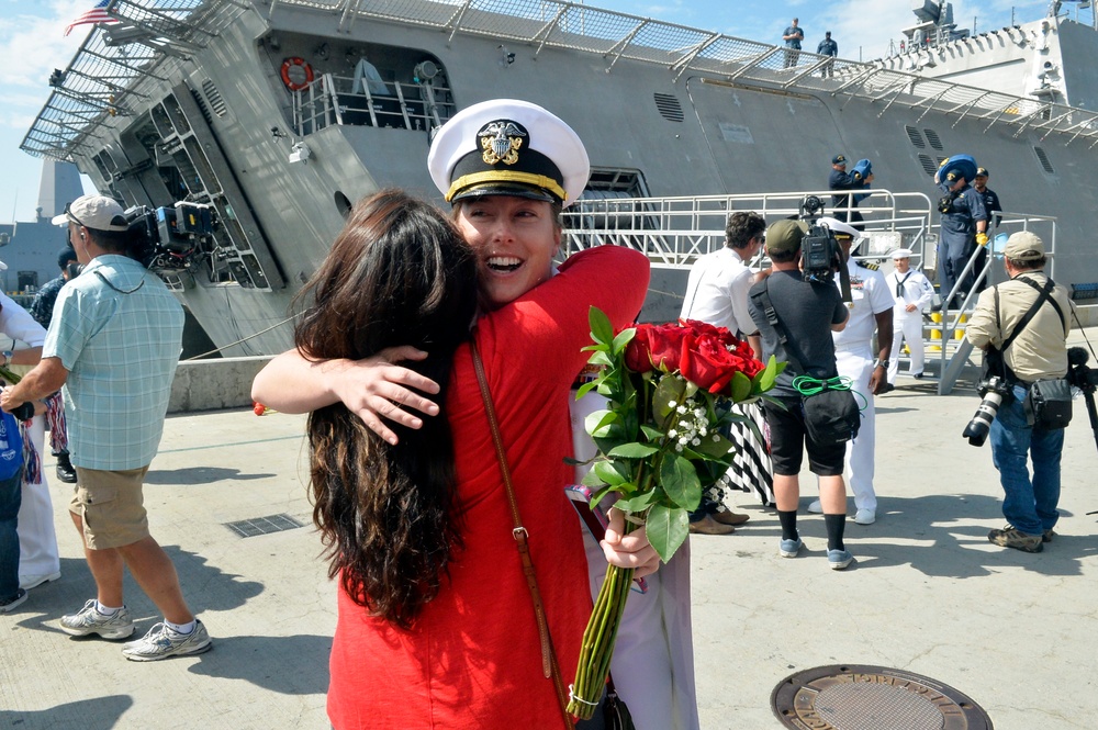 USS Gabrielle Giffords homecoming