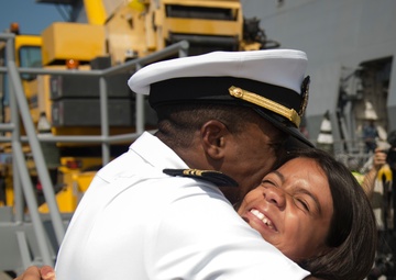USS Gabrielle Giffords Completes Maiden Voyage and Arrives in San Diego