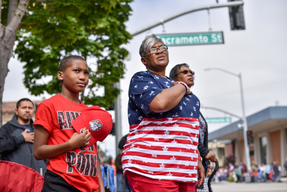 Travis Airmen celebrate July 4th with Vallejo