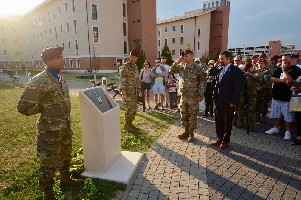 173rd Airborne Brigade Medal of Honor Walkway Dedication