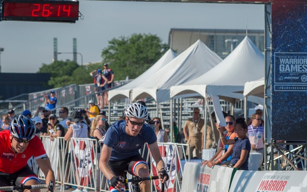 2017 DoD Warrior Games cycling competition
