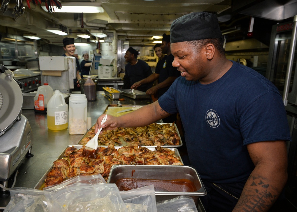 Sailors Prepare Holiday Meal