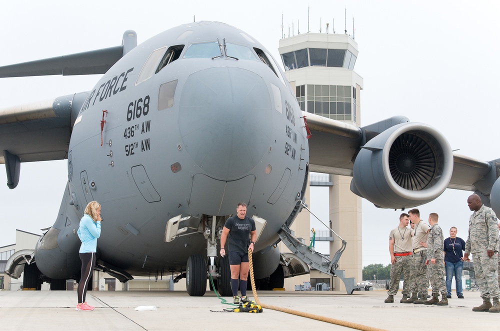 Snapshot: Australian strongman practices pulling a C-17