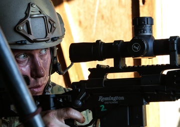 1st Special Forces Group (Airborne) Conduct Sniper Course