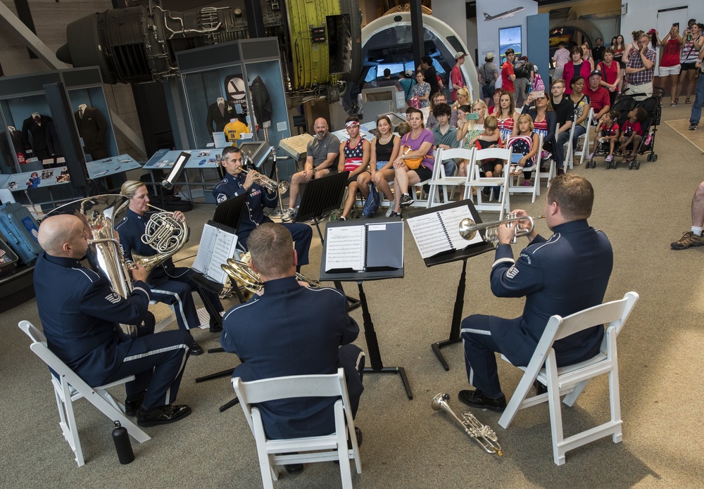 Brass Quintet performs at Smithsonian's Air and Space Museum on Independence Day 2017