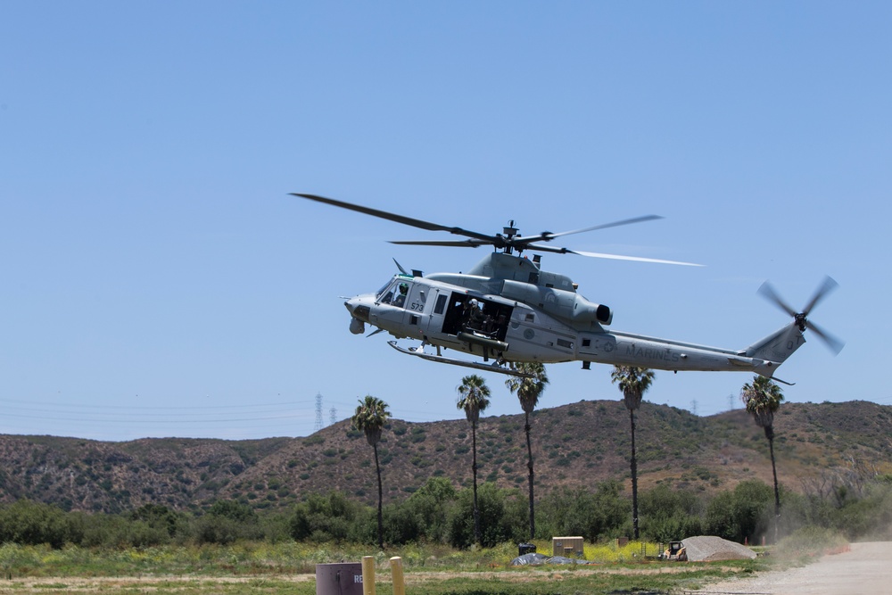 HMLAT-303 Conducts Routine Training Exercise