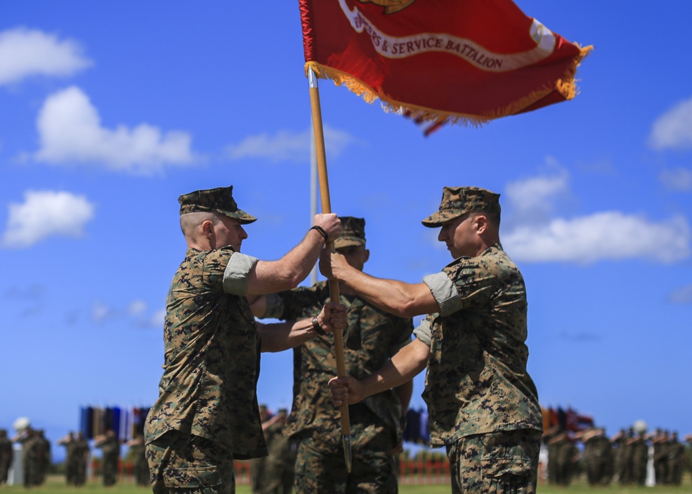 DVIDS - Images - H&S Battalion, MARFORPAC Change of Command [Image 1 of 4]