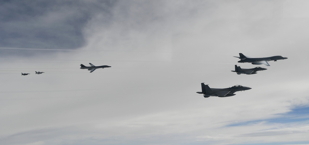 U.S. B-1B bomber flights demonstrate ironclad commitment to South Korea, Japan