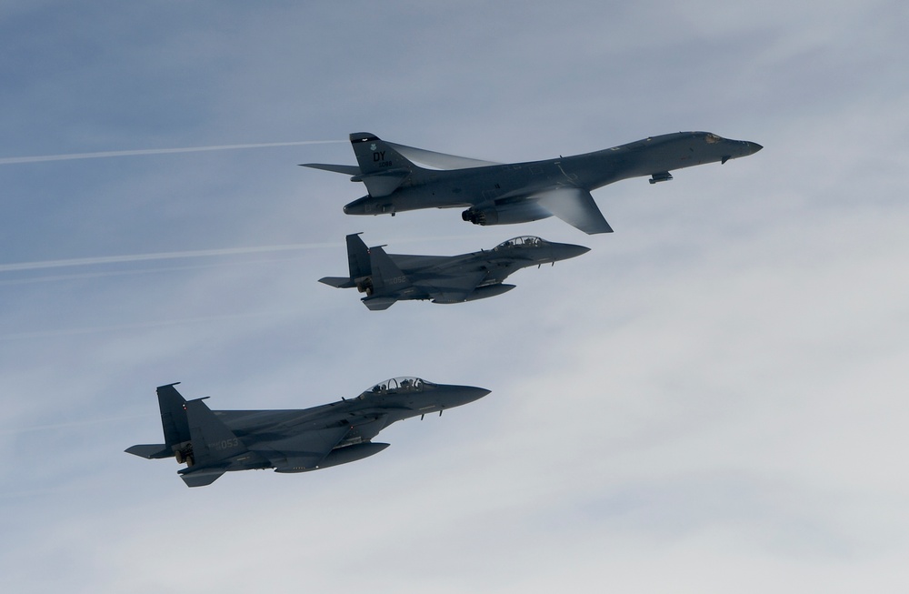 U.S. B-1B bomber flights demonstrate ironclad commitment to South Korea, Japan