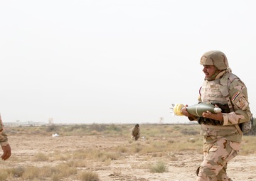 Portuguese army leads Iraqi army In indirect fire training with 120mm mortars