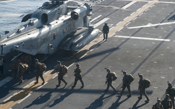 Talisman Saber 2017 Flight Operations aboard USS Bonhomme Richard (LHD 6)
