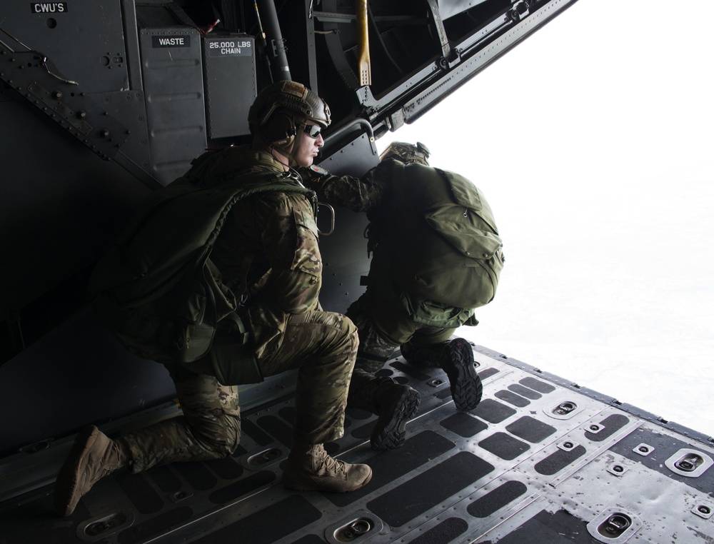 Air Commandos conduct HALO airdrops at Teak Piston 2016