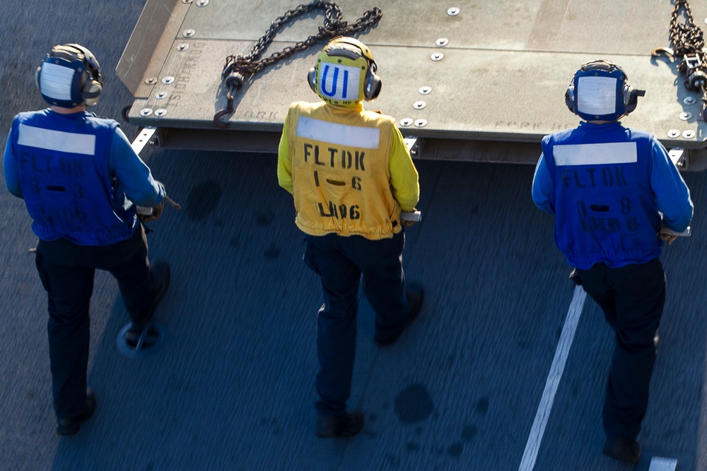 Flight deck remains busy aboard BHR during Talisman Saber