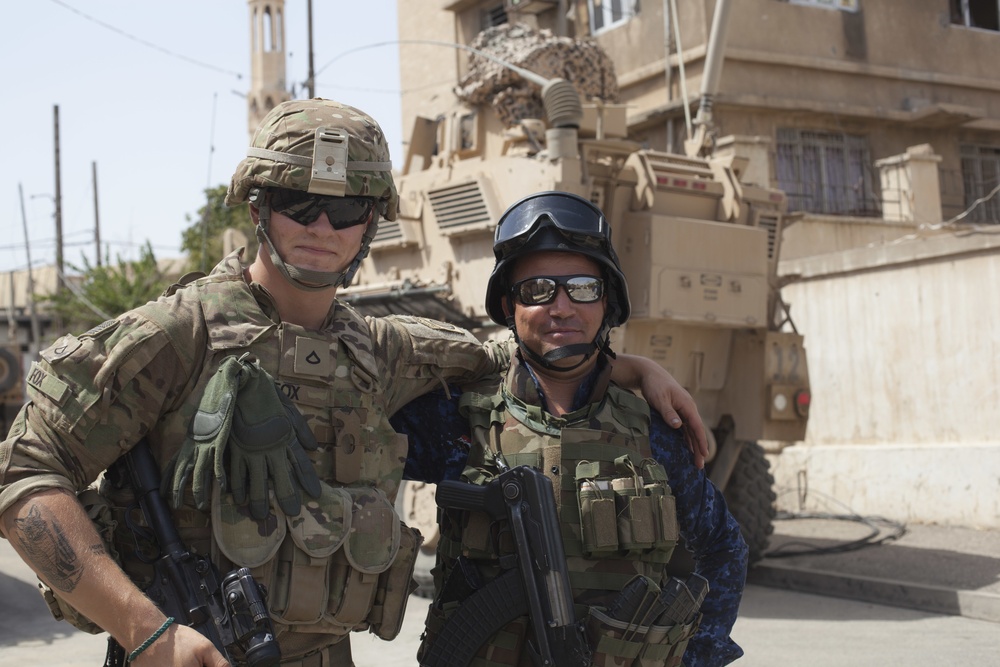 Deployed Paratroopers Spend July 4th in Mosul