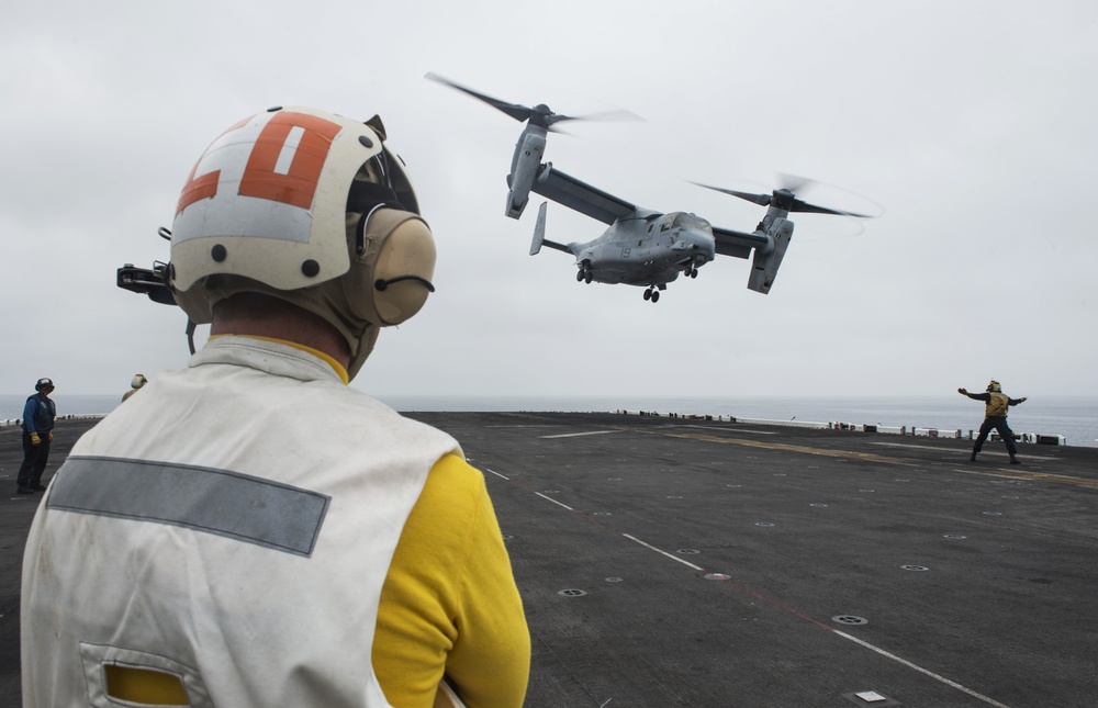 USS Makin Island Underway