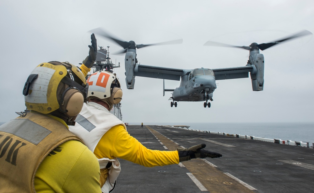 USS Makin Island Underway