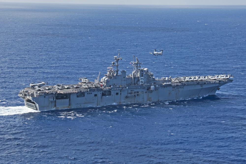 USS Bonhomme Richard aerial photography, RAS