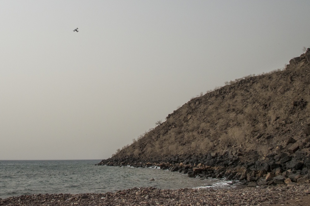 24th MEU utilize the Horn of Africa terrain for training