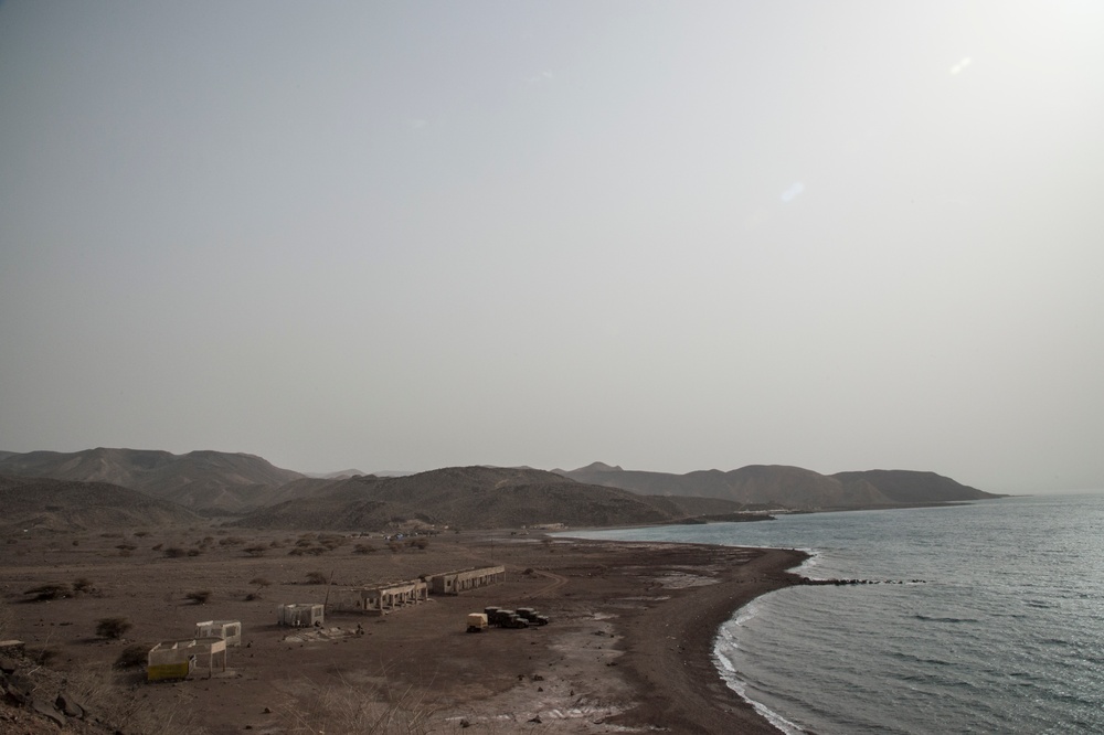 24th MEU utilize the Horn of Africa terrain for training