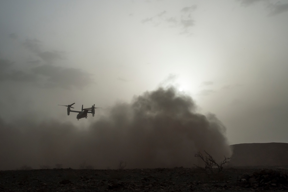 24th MEU utilize the Horn of Africa terrain for training