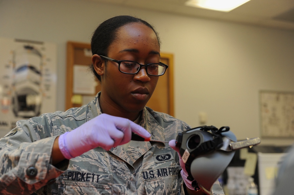 5 OSS: Helmet Section