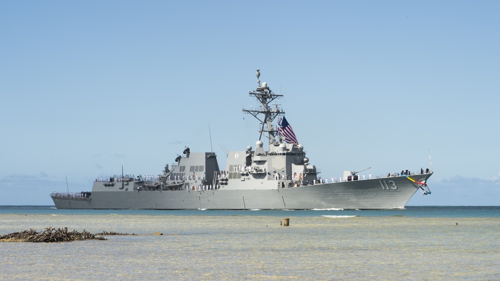 PCU John Finn (DDG 113) arrives at JBPHH