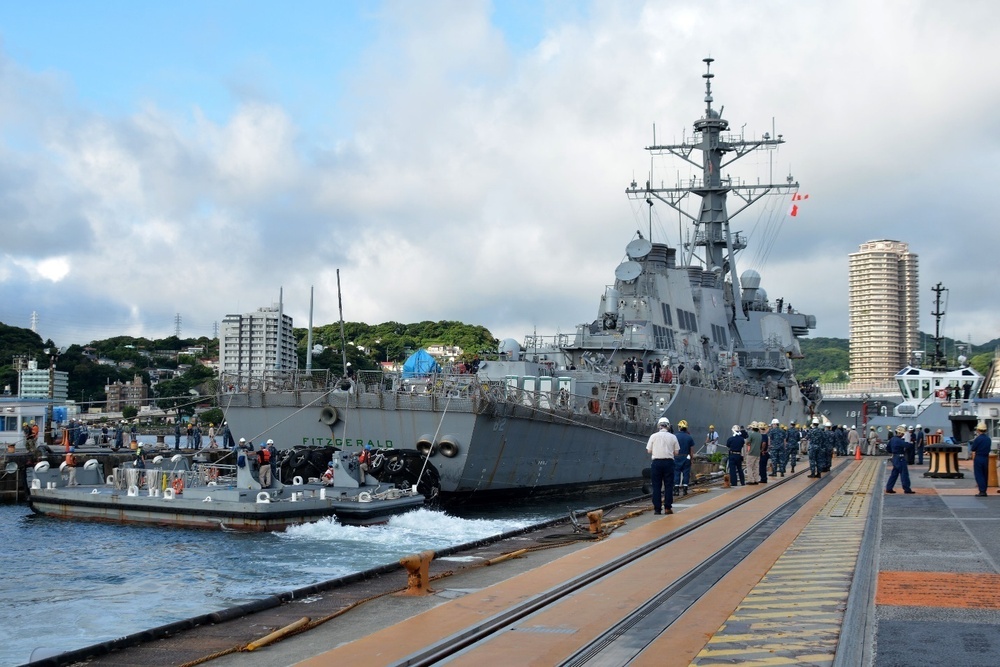 USS Fitzgerald (DDG 62) moves to dry dock
