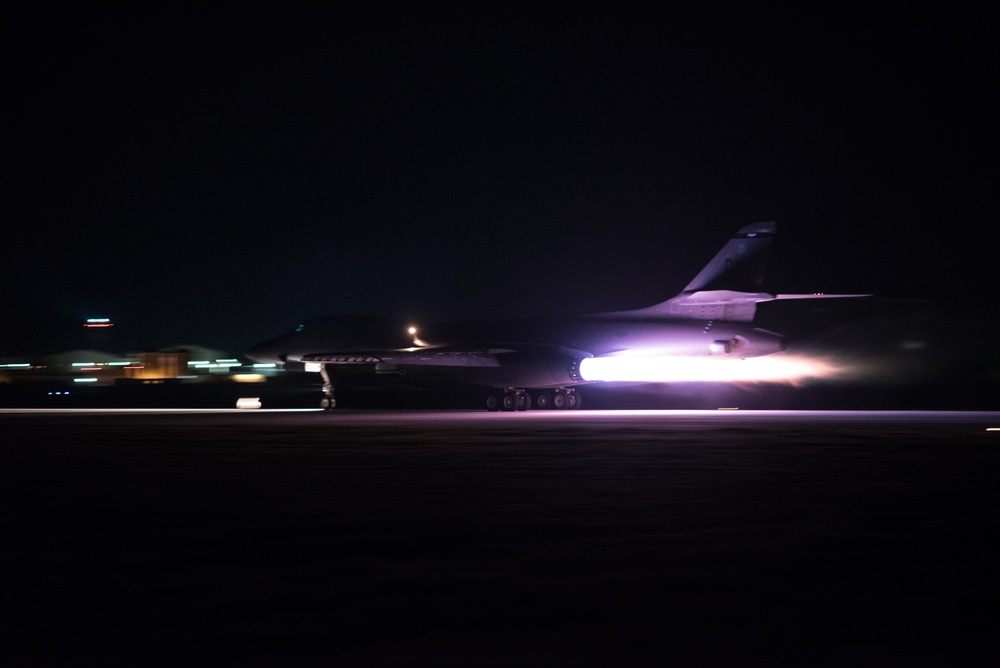 U.S. B-1B bomber flights demonstrate ironclad commitment to South Korea, Japan