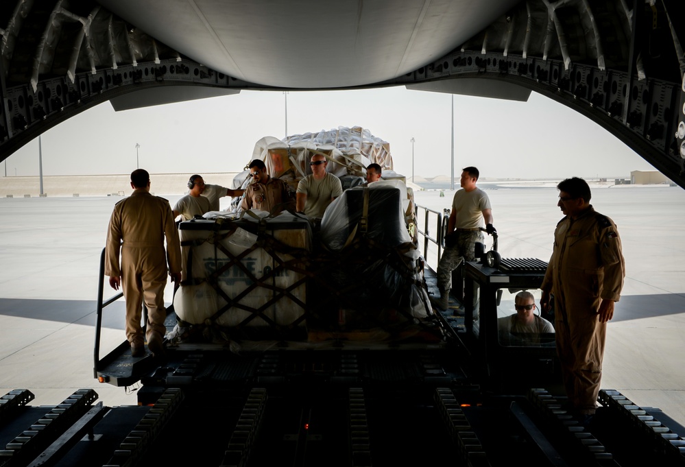U.S., Qatari air forces work together for OIR mission