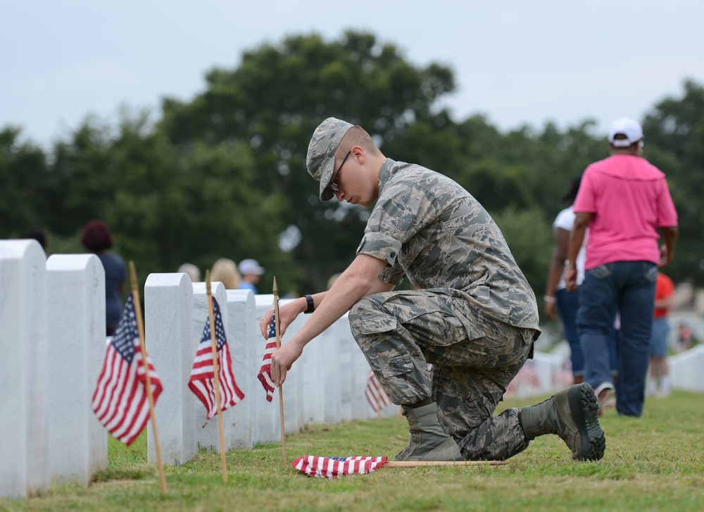 Flags for the fallen