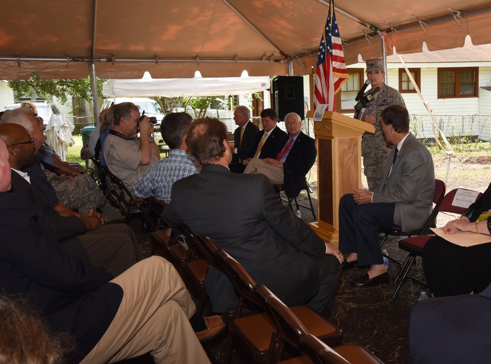 Keesler, Mississippi leadership hold announcement ceremony for new base gate