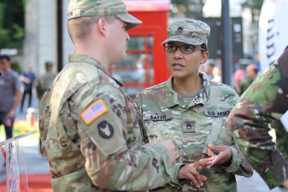 U.S. Army Reserve civil affairs soldiers host wreath laying ceremony with 2CR