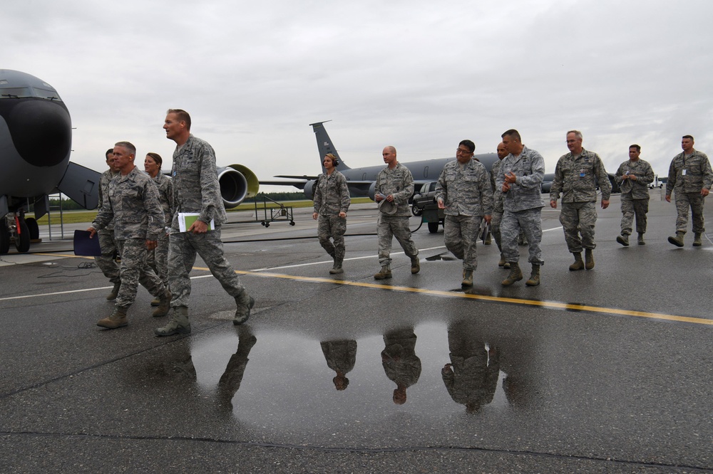 Air Force Space Command leaders visit Guardians of the last Frontier