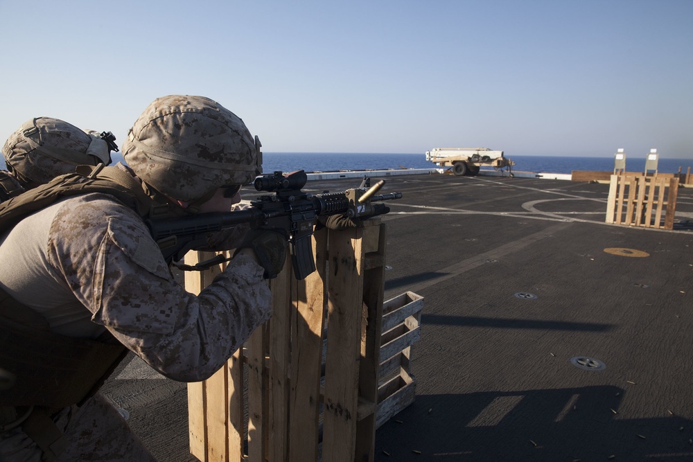 BLT Marines conduct shooting drills