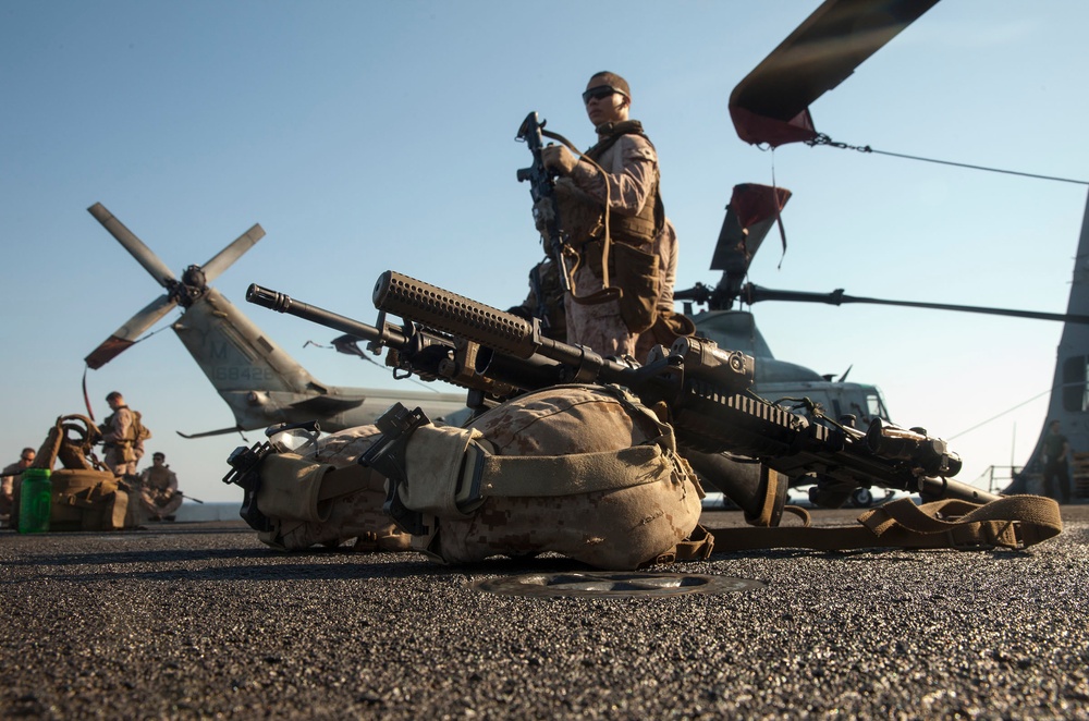 BLT Marines conduct shooting drills