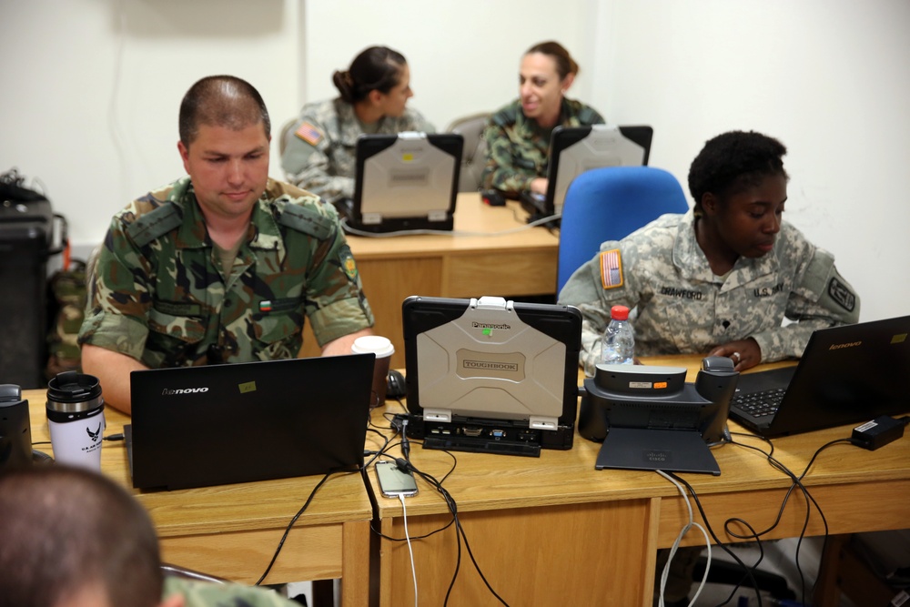 Army Signal Soldiers support Bulgarian-led multinational brigade at Saber Guardian 17