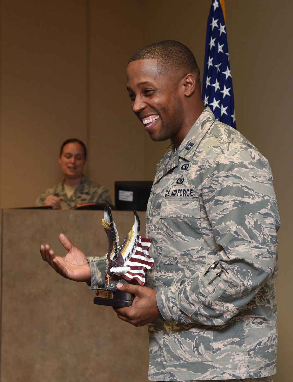 Keesler Airman receives award from airfield ops legend