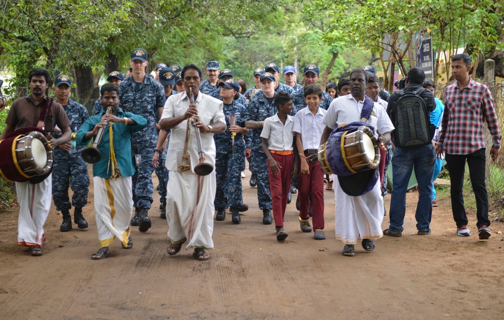 Malabar 2017: Nimitz CSG Sailors Interact With Indian Locals