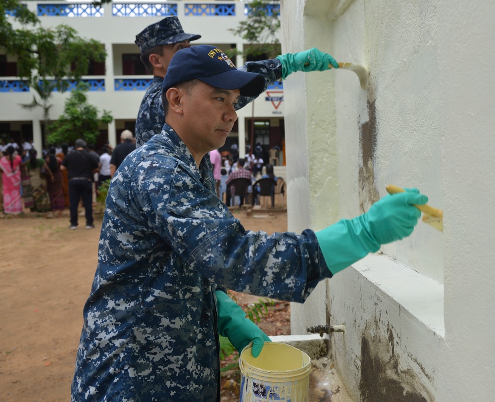 Malabar 2017: Nimitz CSG Sailors Interact With Indian Locals