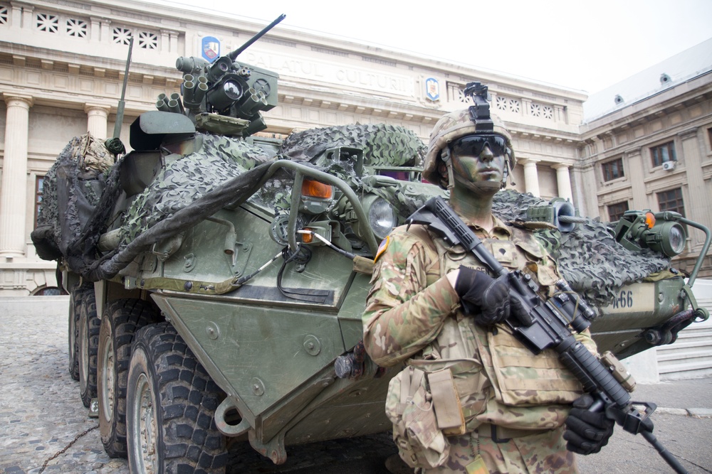 &quot;Dragoons&quot; roll strykers into city center for static display