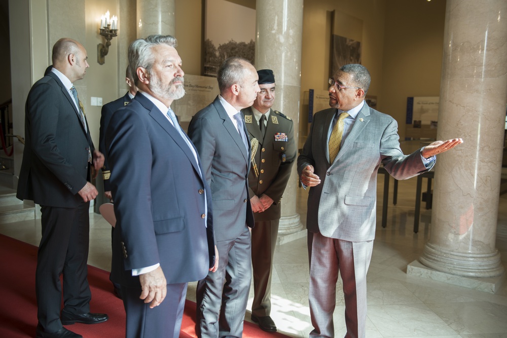 Damir Krstičević, deputy prime minister and defence minister, Republic of Croatia Participates in a Public Wreath-Laying Ceremony at Arlington National Cemetery