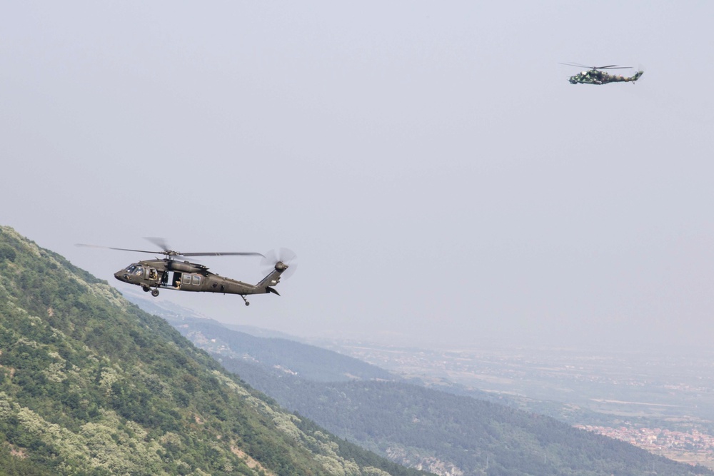 10th CAB and Bulgarian Air Force train on combat search and rescue during Saber Guardian 17