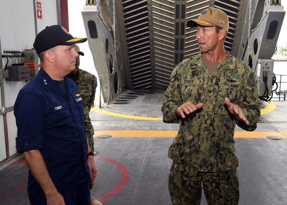 Joint Interagency Task Force South Director Visits Spearhead