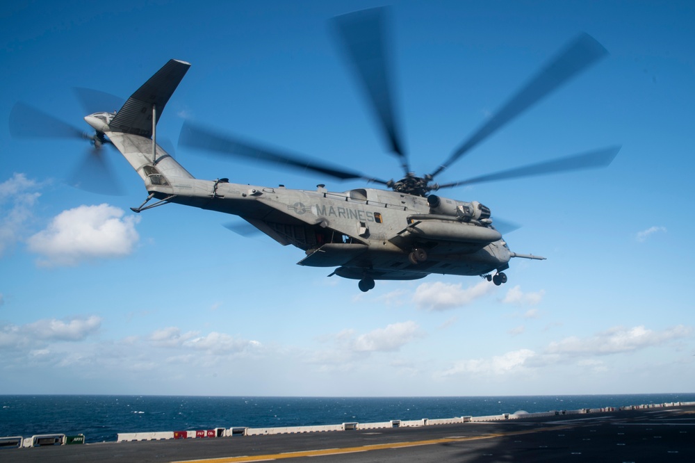 DVIDS - Images - MRZR loaded onto CH-53E aboard USS Bonhomme Richard ...