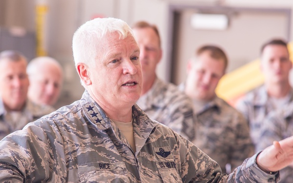 Top leadership of the Air National Guard visit with Missouri Airmen