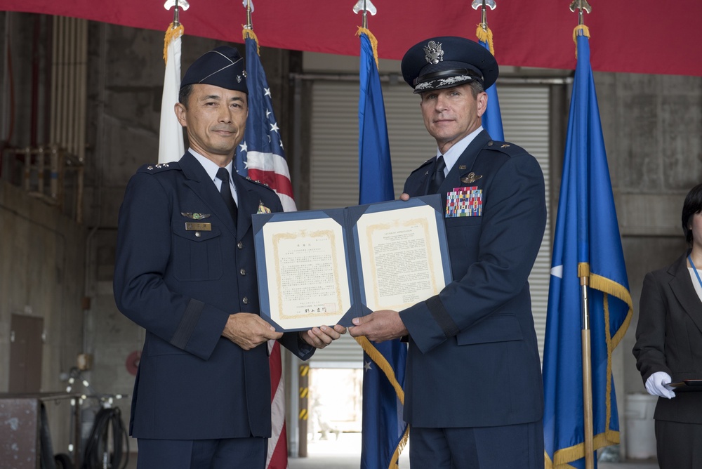 Kadena Shoguns Change Command