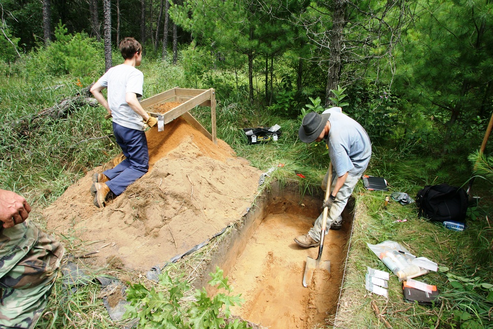 2014 phase II archaeology dig at Fort McCoy