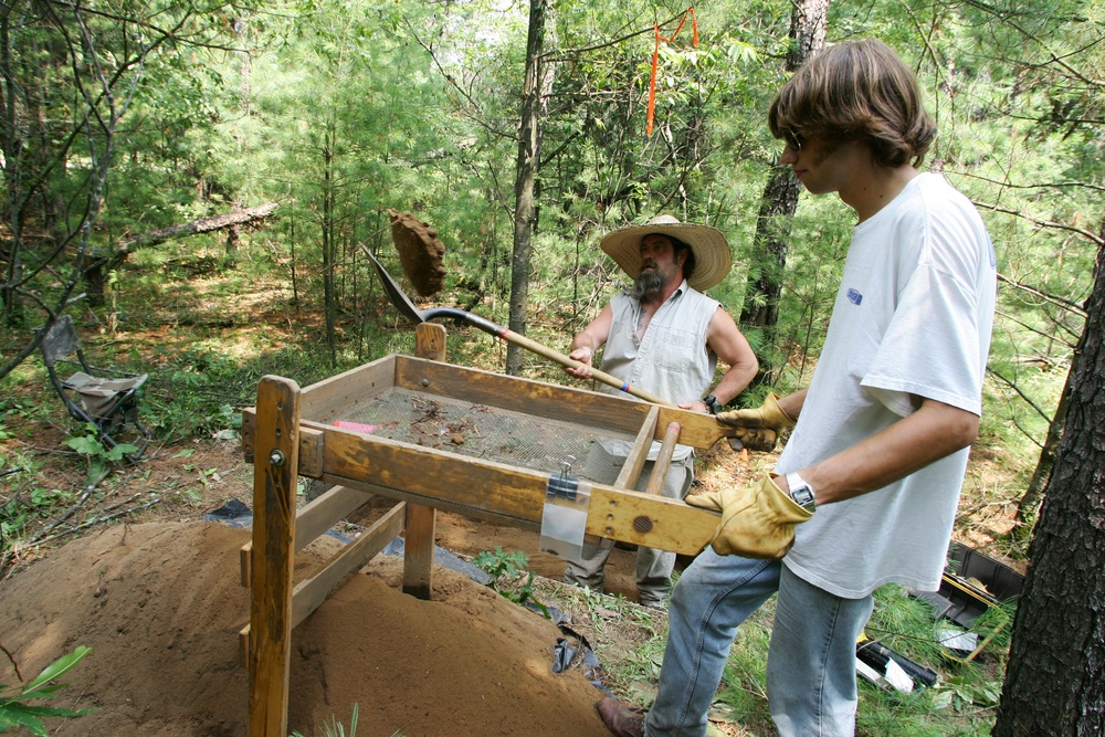 2014 phase II archaeology dig at Fort McCoy