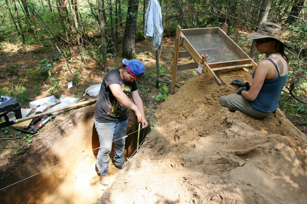 2014 phase II archaeology dig at Fort McCoy