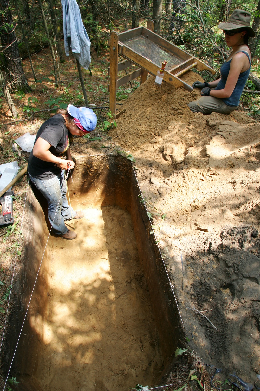 2014 phase II archaeology dig at Fort McCoy